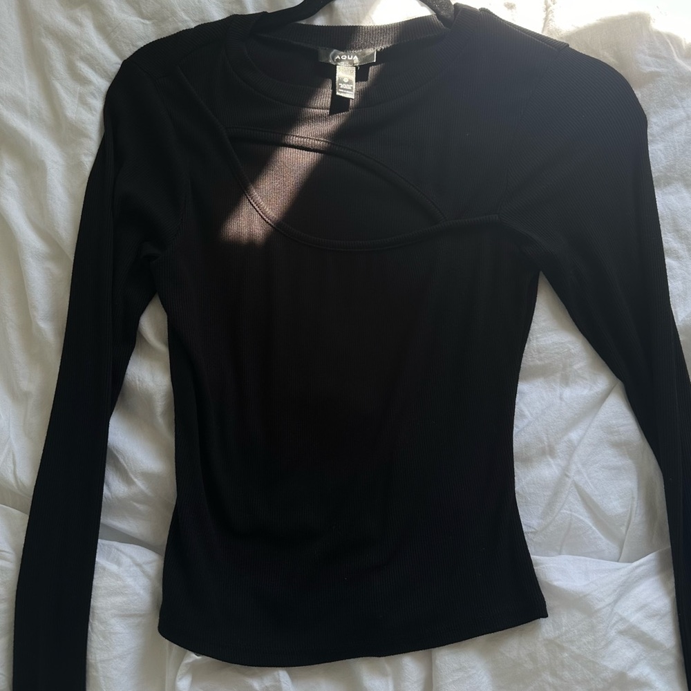 Aqua cut out black long sleeve size XS